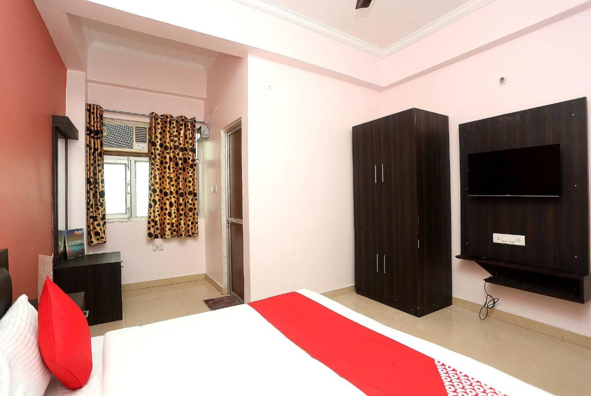 Oyo Flagship 17204 Vrindawan Galaxy Kanpur Exterior foto